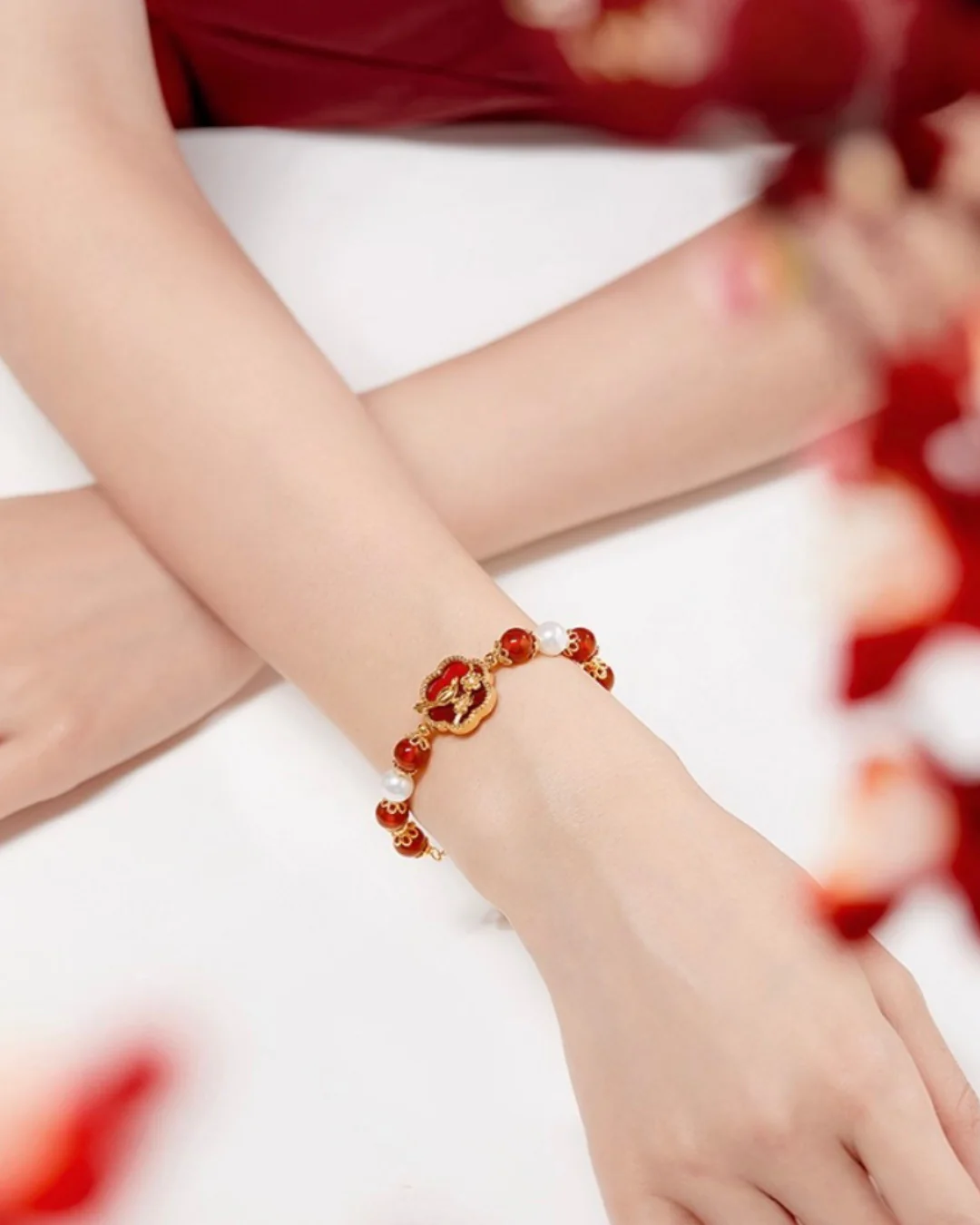 Elyria Jewellery Set - Image 17