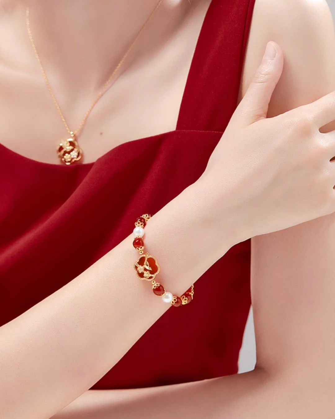 Elyria Jewellery Set - Image 18