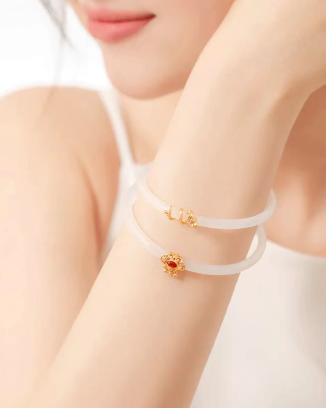 Imperial Ruyi Jade Duo Bangles - Image 17