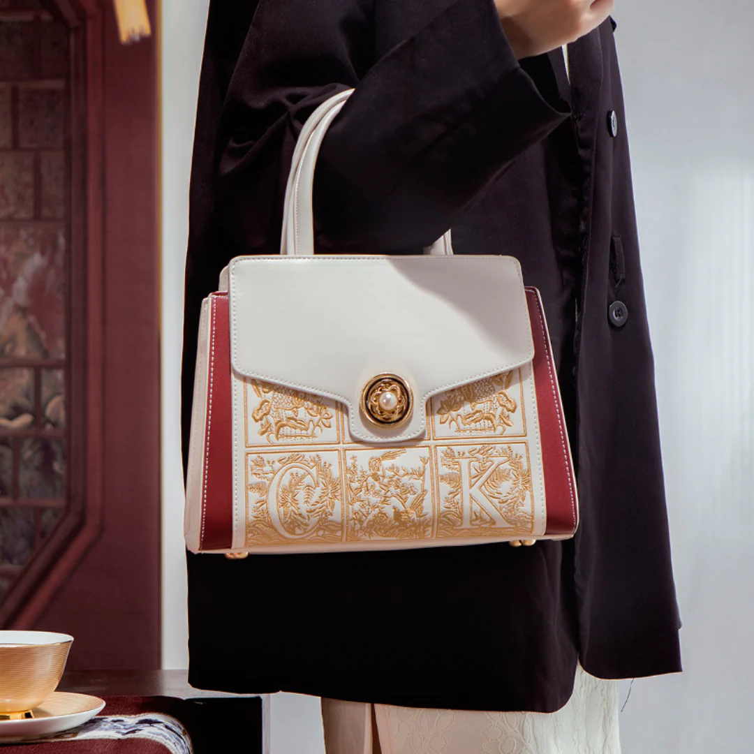 Tang Red 28 Regal Tote III - Image 4