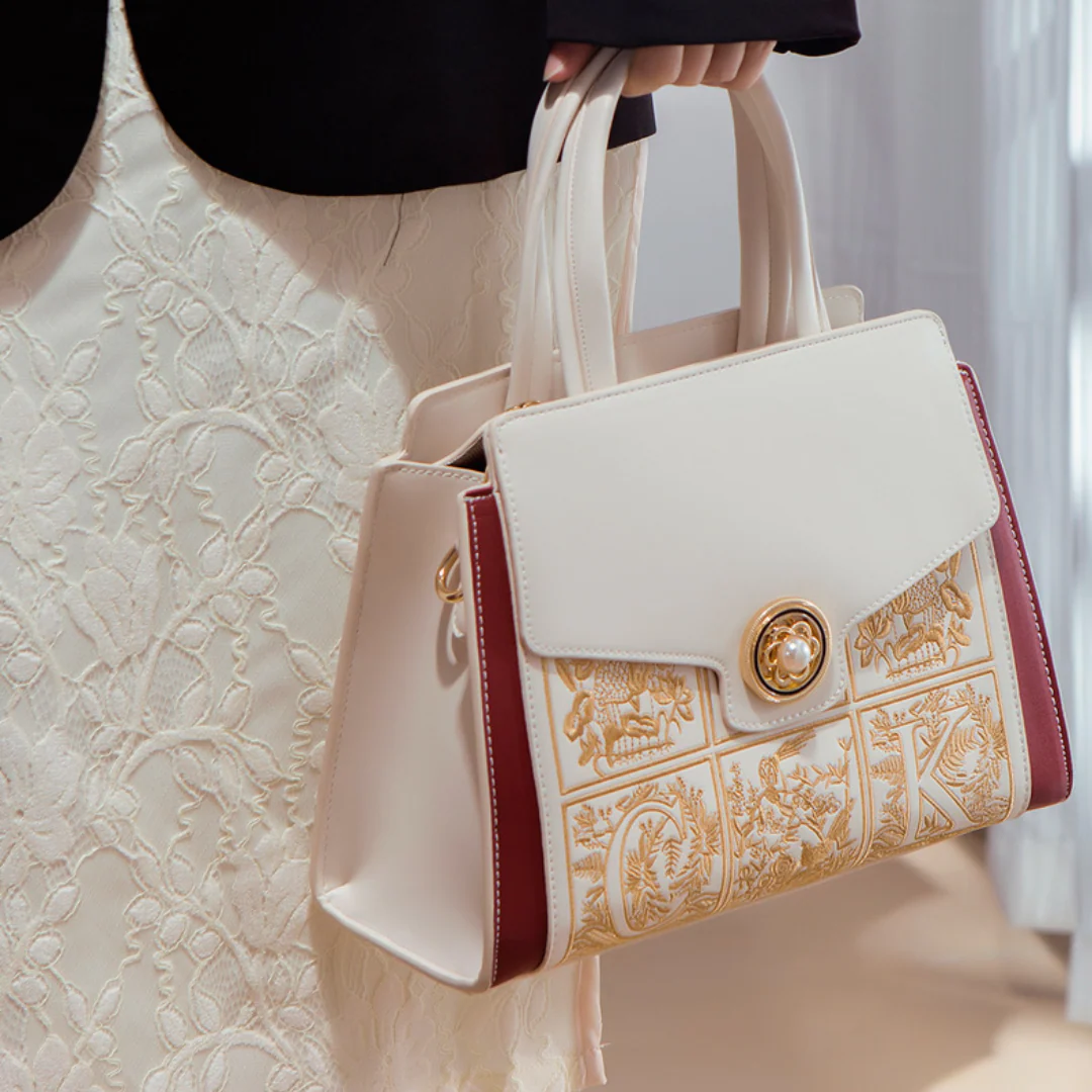 Tang Red 28 Regal Tote III - Image 6