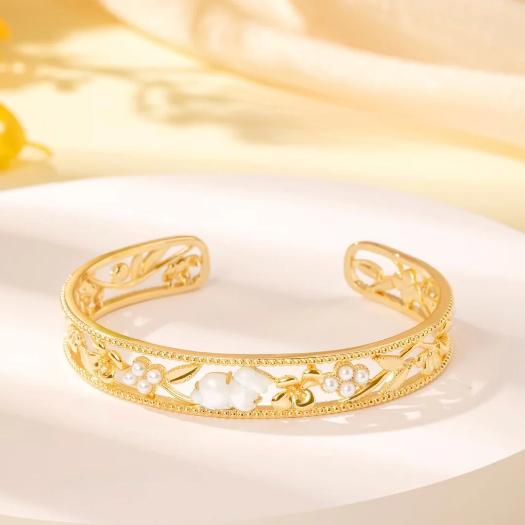 Legend of the Jade Rabbit Bracelet Set - Image 17